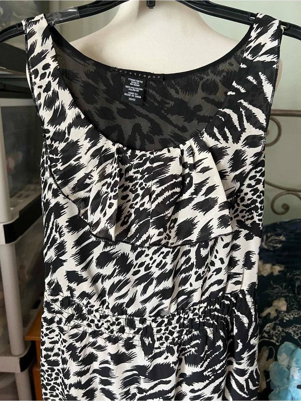 Apostrophe stylish sleeveless